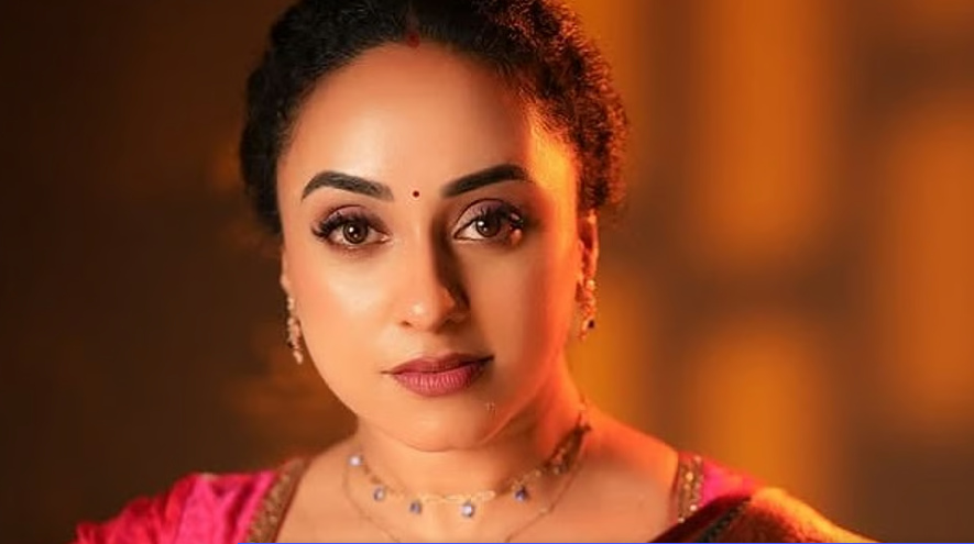 പേളിയെ ‘അണ്‍ഫോളോ’ ചെയ്ത് സോഷ്യല്‍ മീഡിയ; ഇറങ്ങിപ്പോയത് രണ്ട് ലക്ഷം പേര്‍; ആടിയുലഞ്ഞ് നടിയുടെ സാമ്രാജ്യം