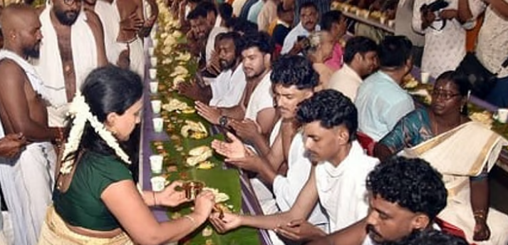 കനത്ത മഴ, വെള്ളപ്പൊക്കം; ആറന്മുള വള്ളസദ്യ മാറ്റിവച്ചു