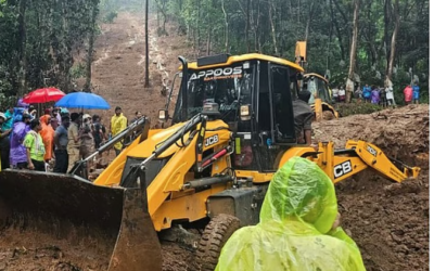 സംസ്ഥാനത്ത് മഴക്കെടുതി രൂക്ഷം, മരണസംഖ്യ ഉയരുന്നു, നദികളും കരകവിയുന്നു; അതീവ ജാഗ്രതാ നിര്‍ദേശം