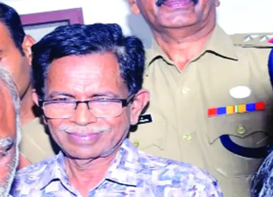 അധിക്ഷേപ പരാമർശത്തിൽ ടി.ജി. മോഹൻദാസ് അറസ്റ്റില്… Read more at: https://www.manoramanews.com/kerala/latest/2026/08/10/rss-ideologue-tg-mohandas-arrested-cyber-police-thiruvananthapuram.html