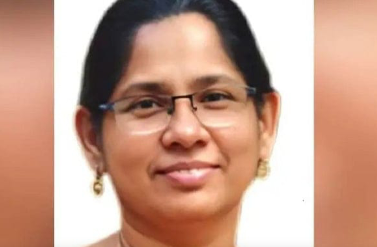 ചപ്പാത്തിക്ക് മാവ് കുഴയ്ക്കുന്ന മെഷീനില് കൈ കുടുങ്ങി സ്ഥാപന ഉടമയ്ക്ക് ദാരുണാന്ത്യം