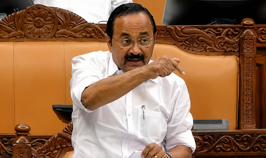 ‘വന്ദേമാതരം മുഴുവനായി പാടുമോയെന്ന് 15ന് അറിയാം; യുഡിഎഫിന് ഒരു നയമുണ്ട്’