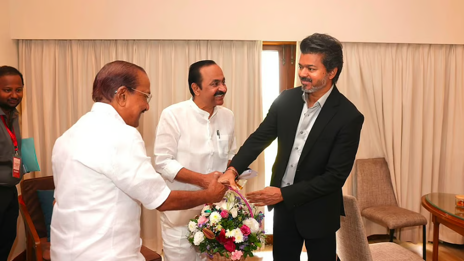 മുല്ലപ്പെരിയാറിൽ പുതിയ ഡാം വേണമെന്ന് കേരളം; ജലനിരപ്പ് 152 അടി ആക്കണമെന്ന് തമിഴ്‌നാട്