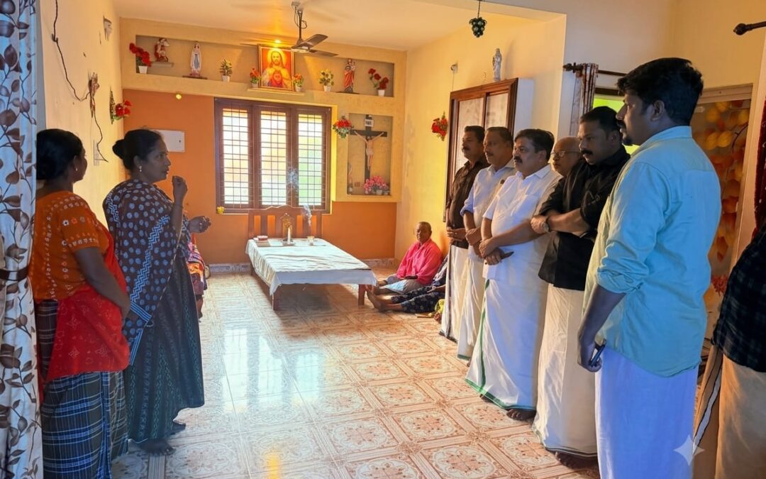 മുതലപ്പൊഴി അപകടം : ഫ്രീമോന്റെയും ഷിജിന്റെയും വീടുകളിൽ ബിജെപി സന്ദർശനം