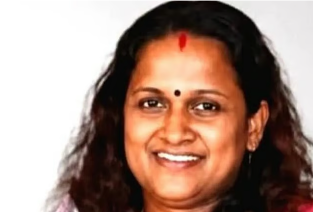 ലൈഫ് ഭവന പദ്ധതിയുടെ അരക്കോടി തട്ടി, പണം ബന്ധുക്കളുടെ അക്കൗണ്ടിലേക്ക്; സര്‍ക്കാര്‍ ഉദ്യോഗസ്ഥ അറസ്റ്റില്‍