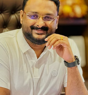 ‘മുഖ്യമന്ത്രിയുടെ രണ്ടാം വിവാഹം’; വ്യാജരേഖയില് അന്വേഷണം; കേസ് എടുക്കാന് ഡിജിപിയുടെ നിര്ദേശം