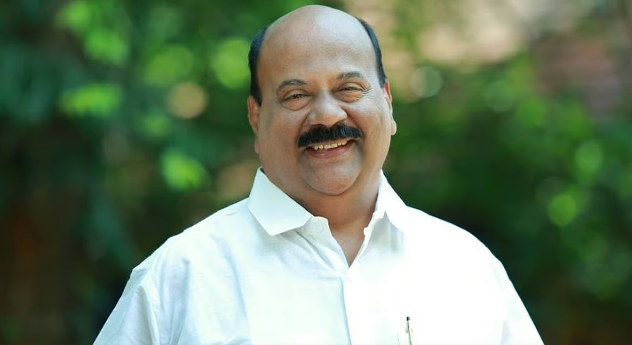 മാണി സി കാപ്പന് ആശ്വാസം; ജാമ്യമില്ലാ അറസ്റ്റ് വാറന്റ് കോടതി പിന്വലിച്ചു