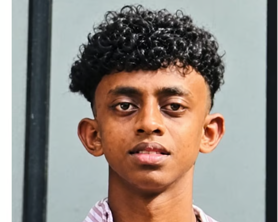 ടര്‍ഫില്‍ കളിക്കുമ്പോൾ കുഴഞ്ഞു വീണു; പാലക്കാട് പ്ലസ് വണ്‍ വിദ്യാര്‍ഥി മരിച്ചു