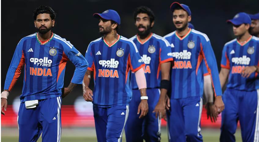 ഇന്ത്യൻ പുരുഷ ക്രിക്കറ്റ് ടീമിന് പാകമായ ജേഴ്സി ഇല്ല!