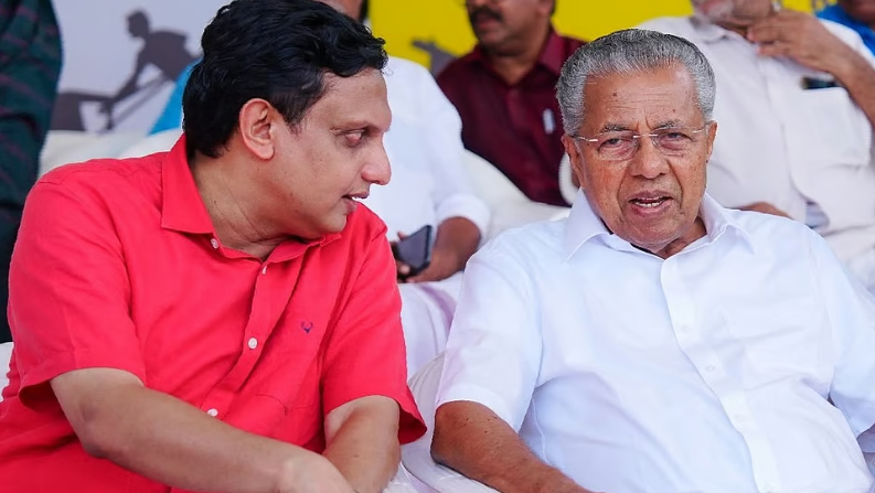 പിണറായിക്കും റിയാസിനുമെതിരെ അന്വേഷണം പ്രഖ്യാപിച്ച് സര്‍ക്കാര്‍; കേസ് രജിസ്റ്റര്‍ ചെയ്യും