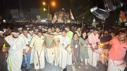 യൂത്ത് കോണ്‍ഗ്രസ് മാർച്ചിൽ സംഘർഷം; തിരുവനന്തപുരം നഗരത്തില്‍ വന്‍ പൊലീസ് സന്നാഹം