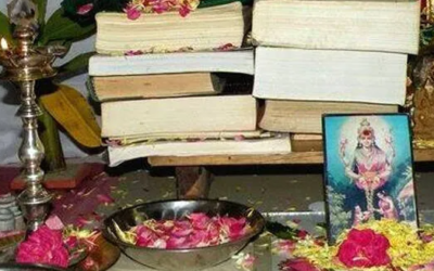 പൂജ വയ്‌ക്കേണ്ടത് എപ്പോള്‍? വീട്ടില്‍ പൂജ വയ്ക്കുമ്പോള്‍ എന്തൊക്കെ ശ്രദ്ധിക്കണം?
