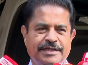 ‘ഞാന് ഒറ്റയ്ക്ക്; പറയാനുളളത് എഐസിസിയെ അറിയിക്കും; കെസിയുടെ പിന്തുണ തേടിയിട്ടില്ല’