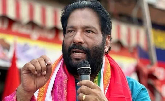 പൊലീസുകാര്‍ക്കെതിരെ വധഭീഷണി: സിപിഎം നേതാക്കള്‍ക്കെതിരെ ജാമ്യമില്ലാ കേസ്