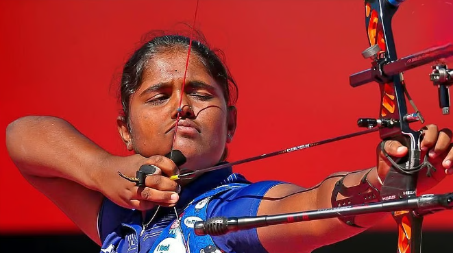 അമ്പെയ്ത് ‘സ്വര്‍ണം’ വീഴ്ത്തി ഇന്ത്യയുടെ കൗമാര വിസ്മയം ‘കുംകും’! പുതു ചരിത്രം