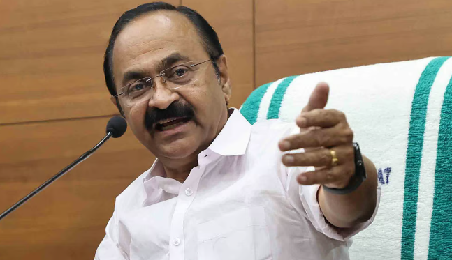 ‘ഒരുനാള് ആരെങ്കിലുമൊരാള് സത്യം വിളിച്ചുകൂവും’; അനാവശ്യ ആന്ജിയോപ്ലാസ്റ്റിക്കെതിരെ മുഖ്യമന്ത്രിയുടെ പരാമര്ശത്തെ പിന്തുണച്ച് ഡോക്ടര്മാര്