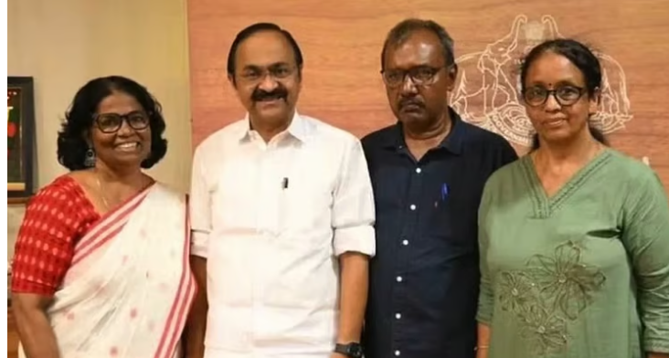 മുത്തങ്ങ സമരത്തിനിടെ പൊലീസ് മര്ദ്ദനമേറ്റ കെ കെ സുരേന്ദ്രന് ഒടുവില് നീതി; 12.5 ലക്ഷം രൂപ നല്കാന് സര്ക്കാര് ഉത്തരവ്