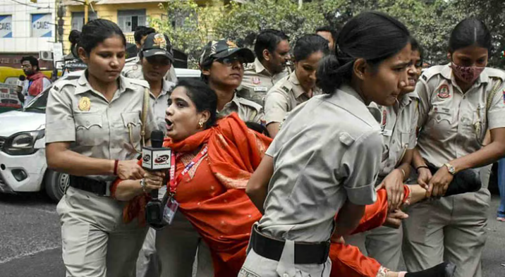 മാധ്യമപ്രവര്‍ത്തകര്‍ക്കു നേരെ പൊലീസ് അതിക്രമം; സുപ്രീംകോടതിയെ സമീപിച്ച് കെയുഡബ്ല്യുജെ