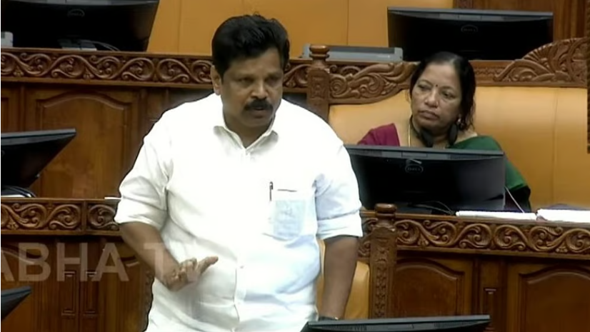 സംസ്ഥാനത്ത് നദികളില് മണല്വാരല് പുനരാരംഭിക്കുന്നു; ജനുവരിയില് തുടങ്ങുമെന്ന് മന്ത്രി