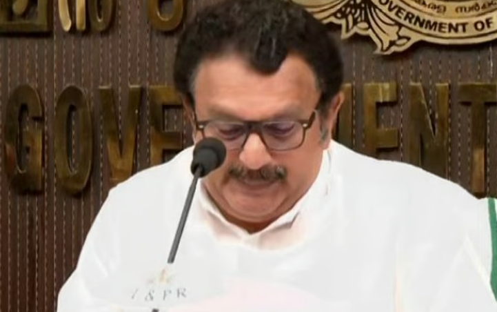 ‘സുപ്രീം കോടതി നല്കാന് പറഞ്ഞ മരുന്നില് എന്തിനാണ് ആശങ്ക?; ഇന്ത്യന് നിര്മിത എസ്എംഎ മരുന്ന് സുരക്ഷിതം; ഇനി വിദേശ മരുന്ന് നല്കില്ല’