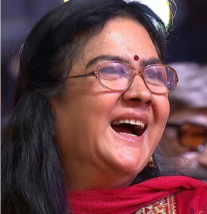 ‘ഉർവശിയുടെ കൂടെ അഭിനയിക്കാൻ എനിക്ക് പേടിയാണ്; പിന്നെ നമ്മളെവിടെയാണെന്ന് ഫ്രെയിമിൽ തിരയേണ്ടി വരും’