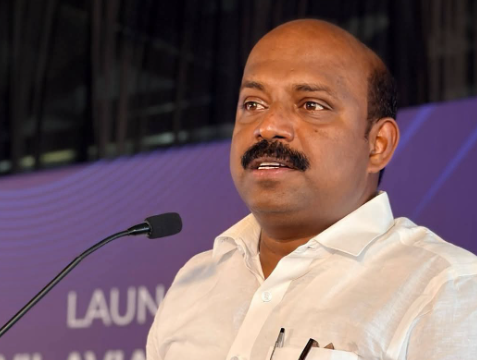 ആധാര്‍ പരിശോധിച്ച ശേഷം മാത്രം മദ്യ വിതരണം; നിര്‍ദേശം നല്‍കി മന്ത്രി