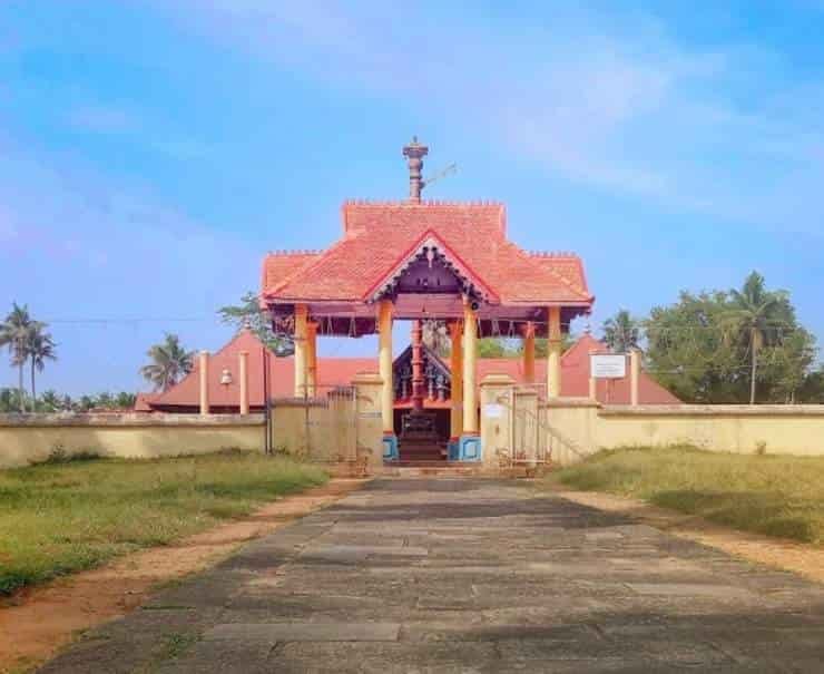നവരാത്രി മഹോത്സവത്തെ വരവേൽക്കാൻ ഒരുങ്ങി തിരുവറാട്ട്കാവ് ദേവീക്ഷേത്രം